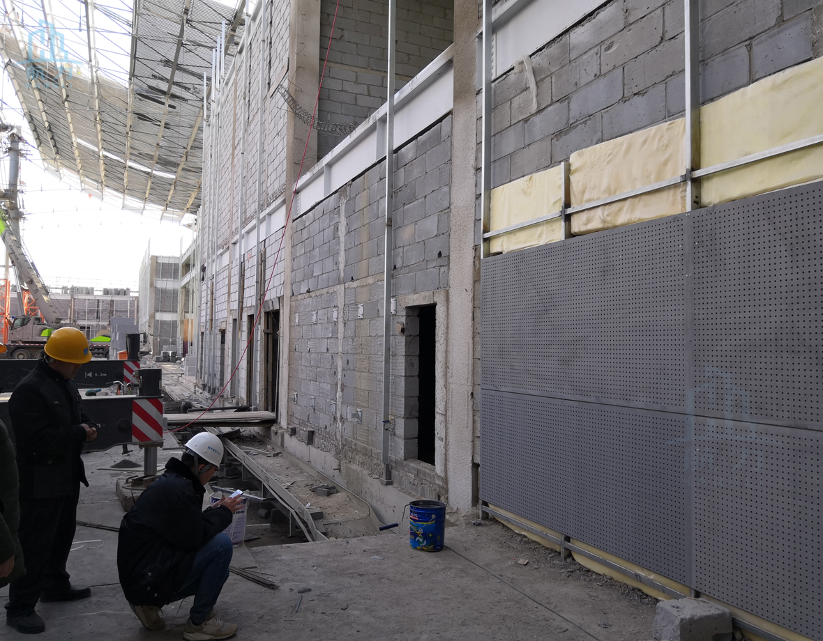 穿孔水泥纖維板施工方法-石家莊國(guó)際會(huì)展中心項(xiàng)目